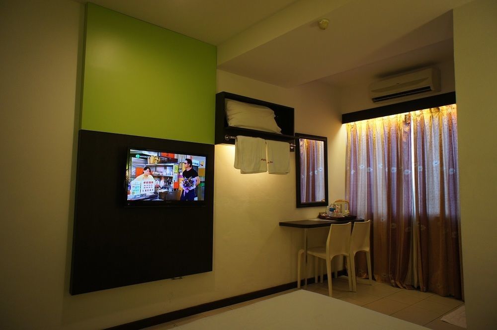 Meldrum Hotel Johor Bahru Esterno foto