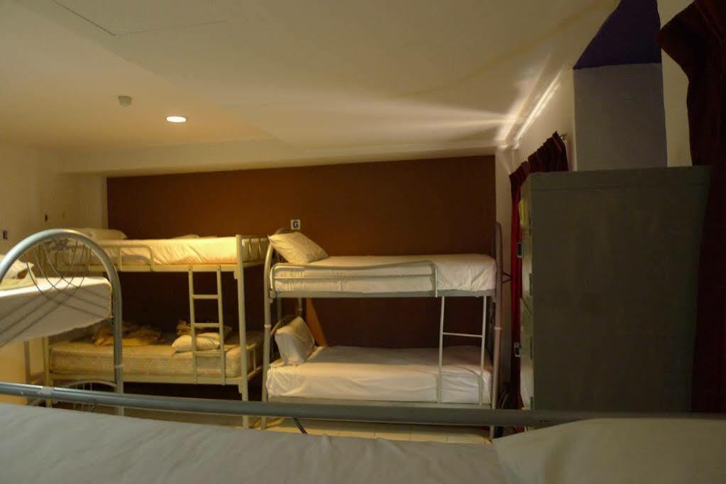 Meldrum Hotel Johor Bahru Esterno foto